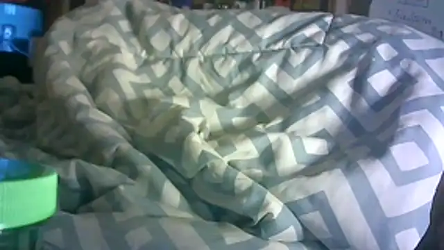 ON3YOULLN3VER_FIR3's cam snapshot