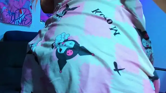 Lily_stone04's cam snapshot