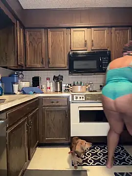 InterRacialFacial7296's cam snapshot