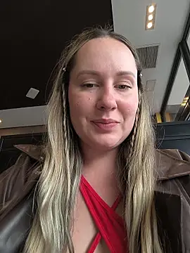 Mona_Plus live sex cam