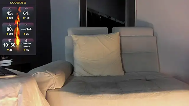 MarkWalker__'s cam snapshot