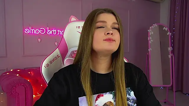 CrystalLyons's cam snapshot