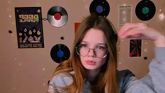 caroline_eclipse live sex cam