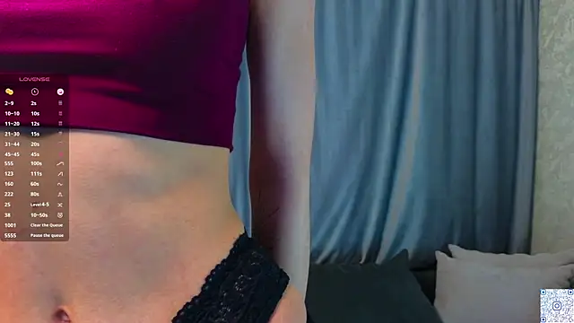 FloraNesli's cam snapshot