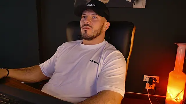 AngeloEric live sex cam