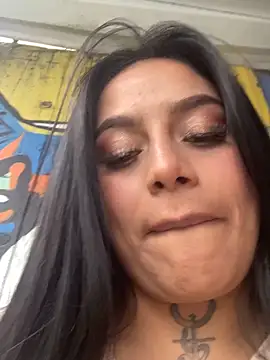 Emily_sharlot's cam snapshot