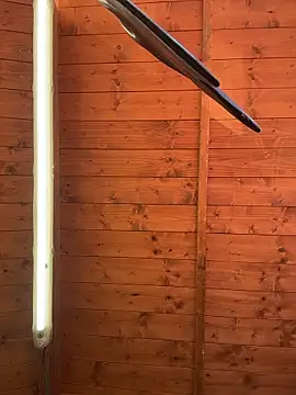 DaisyVibesss's cam snapshot