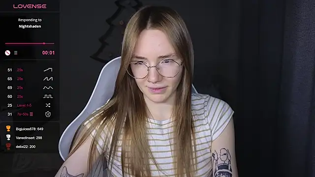 littlevildevil's cam snapshot