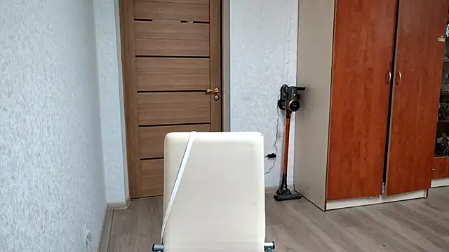 LouiseMarengo's cam snapshot