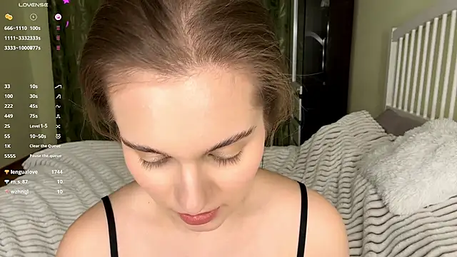 MiaBlanko's cam snapshot