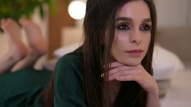 DoviaClaire's cam snapshot