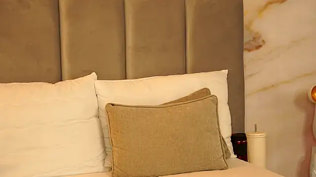 Izabellle02's cam snapshot