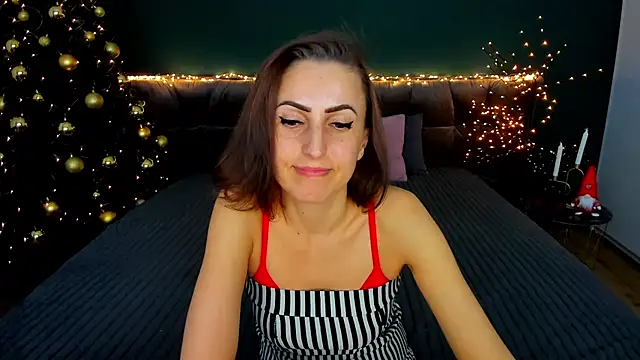 Rebecca_Diamond's cam snapshot