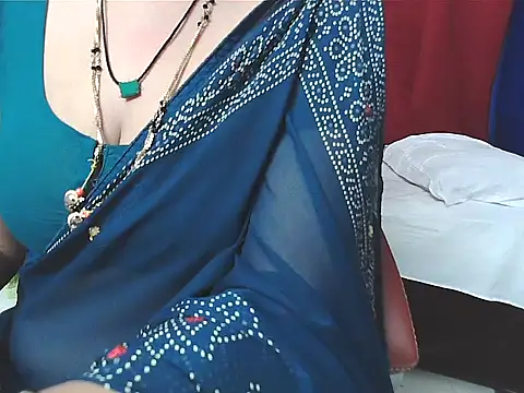 sunitha-3's cam snapshot