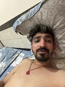 hornyguy271192 live sex cam