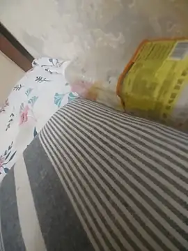 Itsabhinav12's cam snapshot