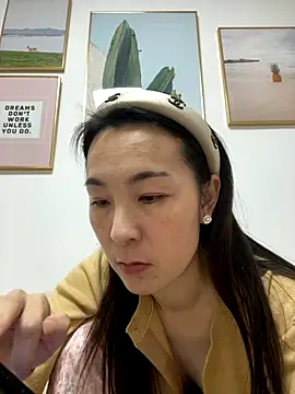 you-005 live sex cam