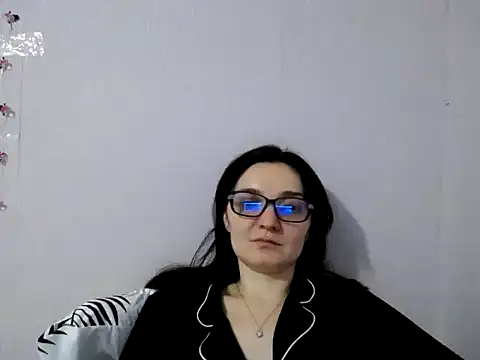 Shiny_gine's cam snapshot