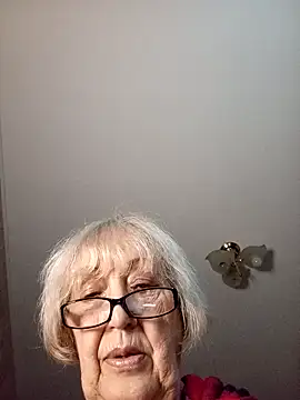 Anatolia5961's cam snapshot