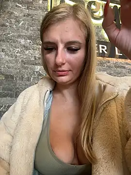 Betsy's cam snapshot