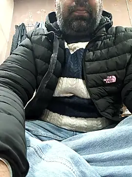 Hairyboyysexy's cam snapshot