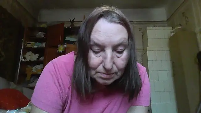 AnnaLive570's cam snapshot