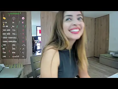 Ms_Valerypawg's cam snapshot