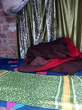 PRIYA_BOBITA live sex cam