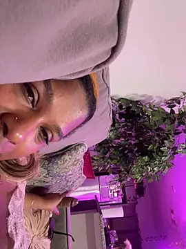 BigFineSelena live sex cam