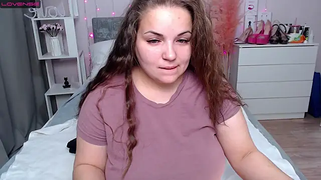 Crazyy_girl_'s cam snapshot