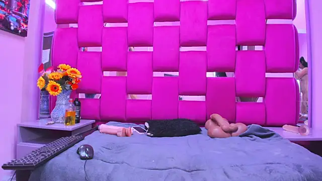 Lya_Anal's cam snapshot