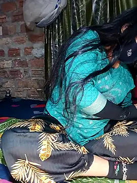 PRIYA_BOBITA's cam snapshot