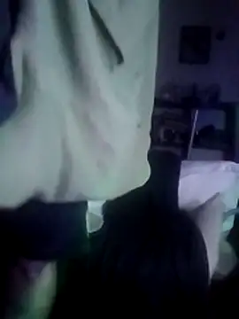 k1oudE's cam snapshot