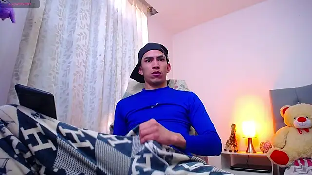 TOMBOYSEXX's cam snapshot