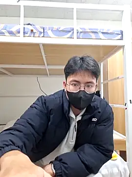 Gwencloudy's cam snapshot