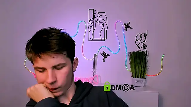 leo_valor's cam snapshot