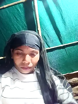 Rubi_sarma's cam snapshot