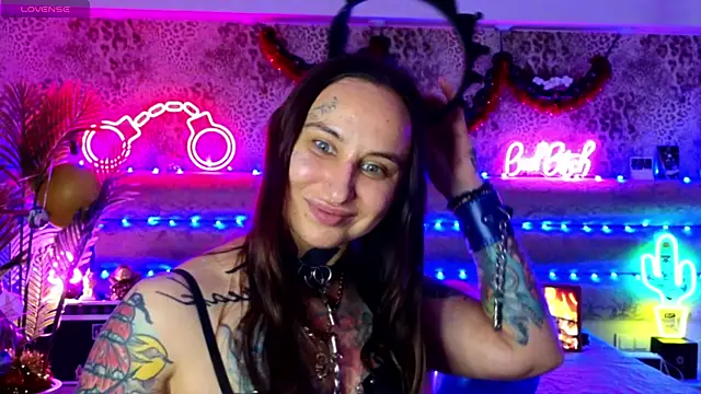 Cool_Freak_'s cam snapshot