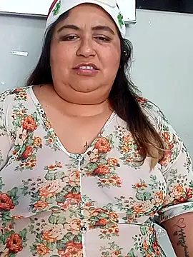 curvy_diva_'s cam snapshot