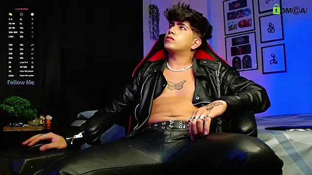 LyleBennett_'s cam snapshot