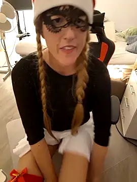 NaughtyCatgirl's cam snapshot