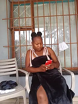 BlondieBitch live sex cam