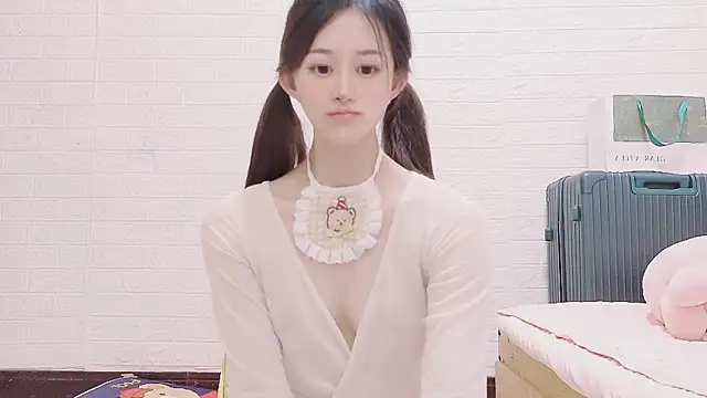 marina-cutegirll live sex cam