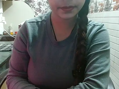 LovingPihu's cam snapshot