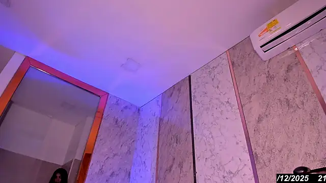 Keila_Mendoza live sex cam