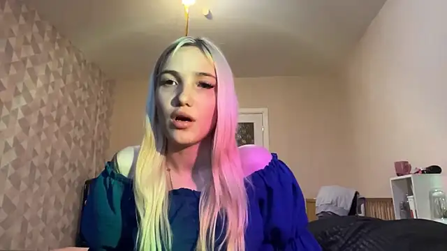 ZaidaCastonguay's cam snapshot