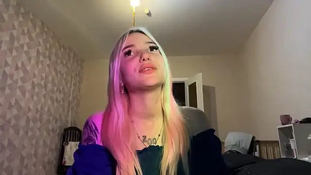 ZaidaCastonguay's cam snapshot