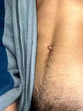 Hamza-Maroki's cam snapshot