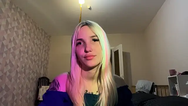 ZaidaCastonguay's cam snapshot