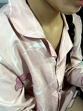 Mina048's cam snapshot